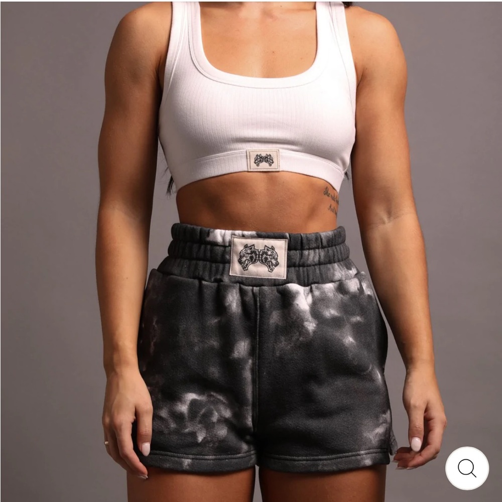 SHE IYKYK TYLER SHORTS IN MIDNIGHT BLACK MARBLE